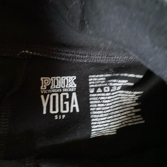 PINK Victoria's Secret yoga Shorts Size S Yoga Athletic Workout - Picture 3 of 4